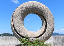 写真：メヴィウスの輪