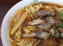 写真:中華そば いではら