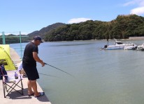 写真あそびばみーつけた ～今立川河口でハゼ釣り～